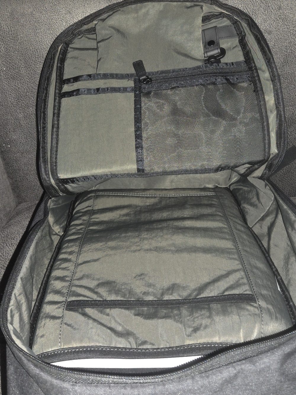 Tavik Black Tech Backpack - Picture 6 of 8